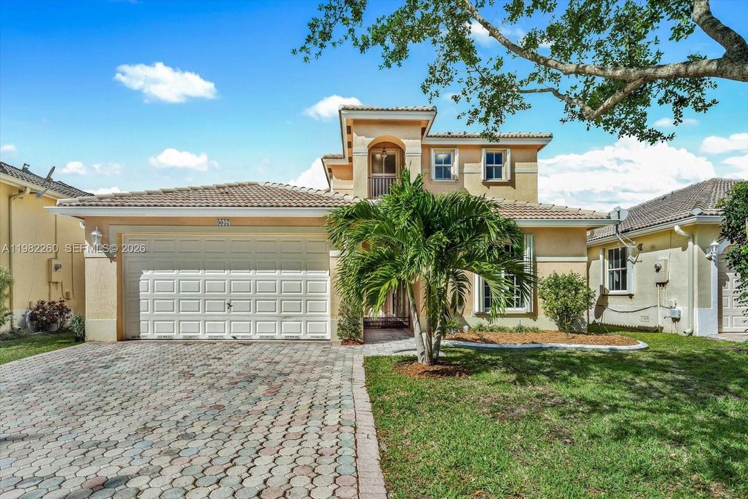 For Sale: $849,000 (4 beds, 3 baths, 2413 Square Feet)