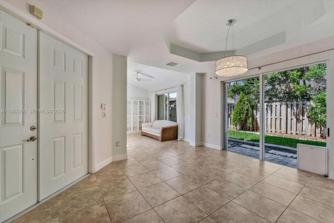 For Sale: $849,000 (4 beds, 3 baths, 2413 Square Feet)