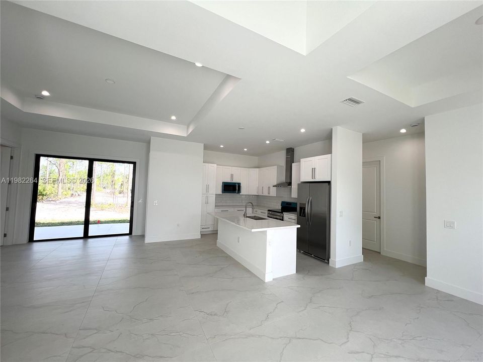 Vendido Recientemente: $514,999 (4 camas, 2 baños, 1616 Pies cuadrados)