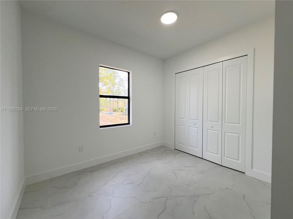 Vendido Recientemente: $514,999 (4 camas, 2 baños, 1616 Pies cuadrados)