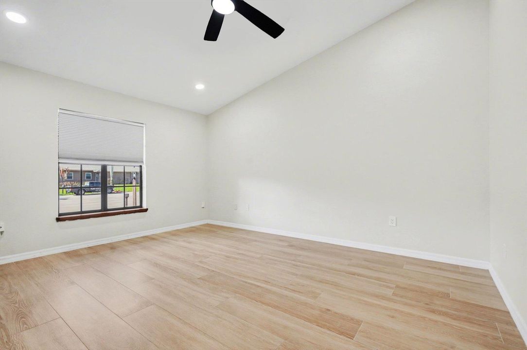 Office or 4th bedroom