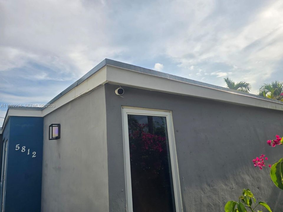 En Venta: $492,900 (3 camas, 2 baños, 1394 Pies cuadrados)