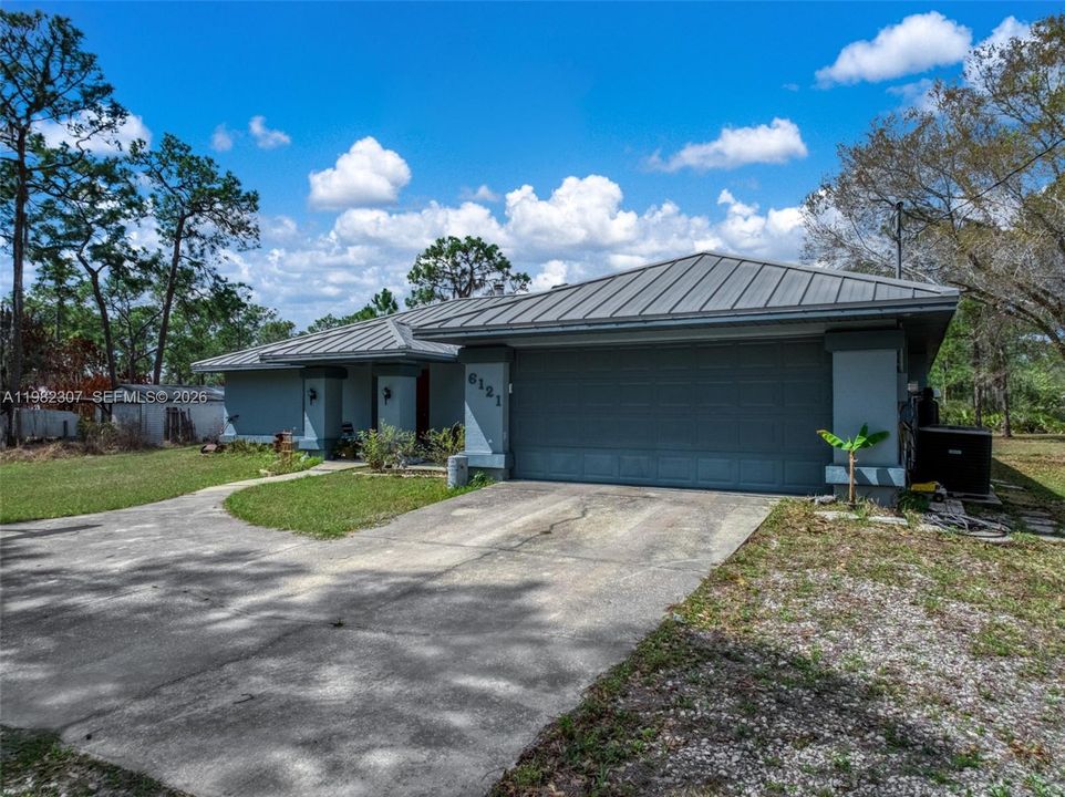 Vendido Recientemente: $460,000 (3 camas, 2 baños, 1723 Pies cuadrados)