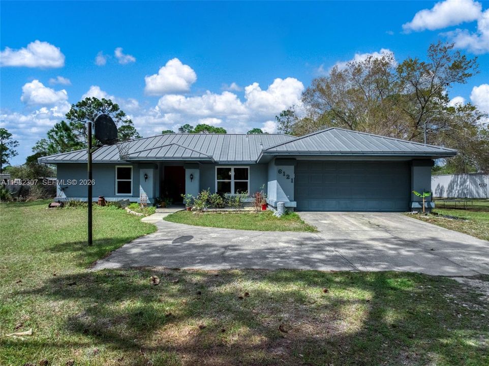 Vendido Recientemente: $460,000 (3 camas, 2 baños, 1723 Pies cuadrados)