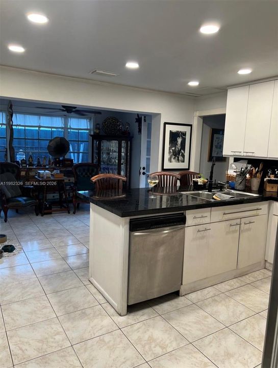 For Sale: $2,195,000 (4 beds, 4 baths, 0 Square Feet)