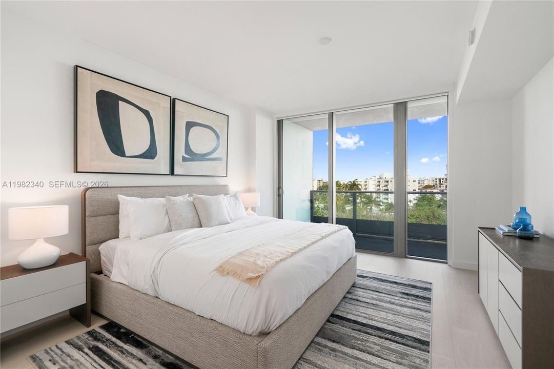For Sale: $2,250,000 (2 beds, 2 baths, 1861 Square Feet)