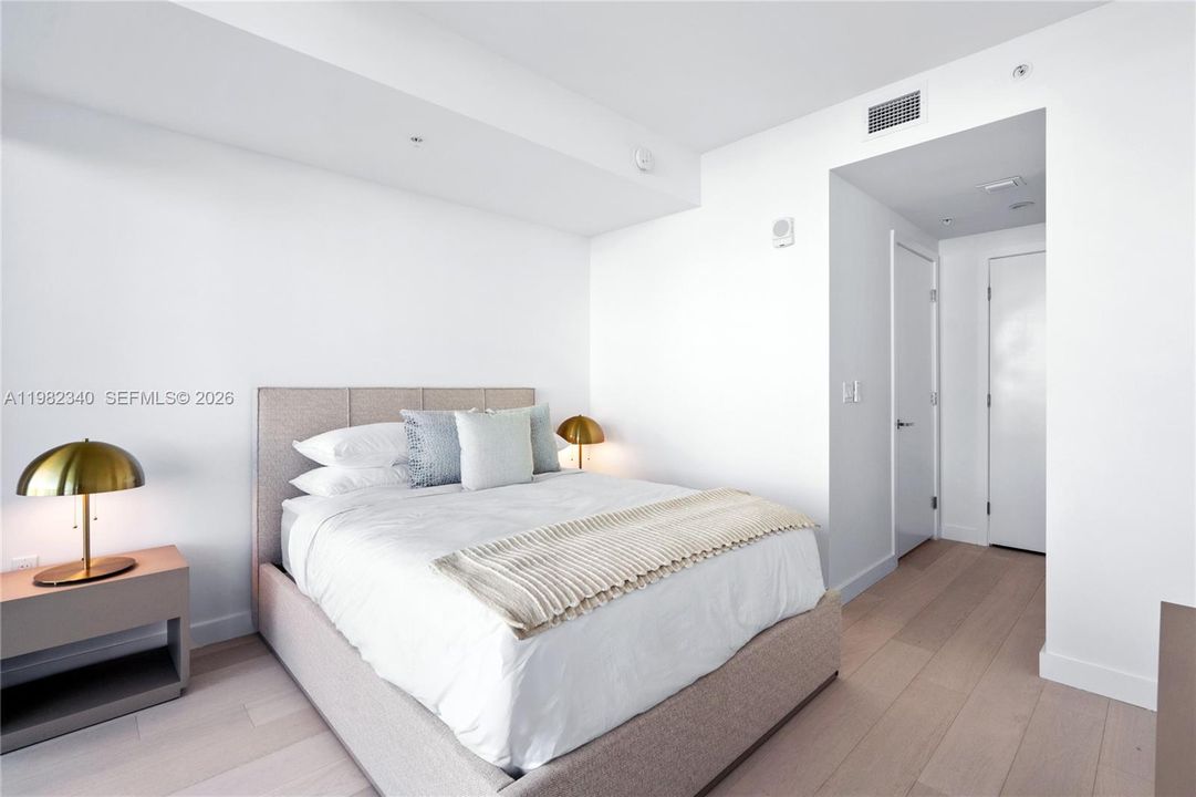 For Sale: $2,250,000 (2 beds, 2 baths, 1861 Square Feet)