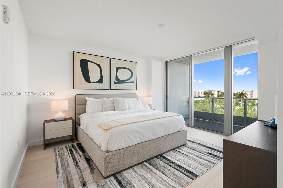 For Sale: $2,250,000 (2 beds, 2 baths, 1861 Square Feet)