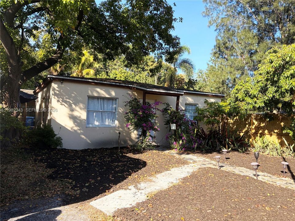 For Sale: $885,000 (0 beds, 0 baths, 1990 Square Feet)