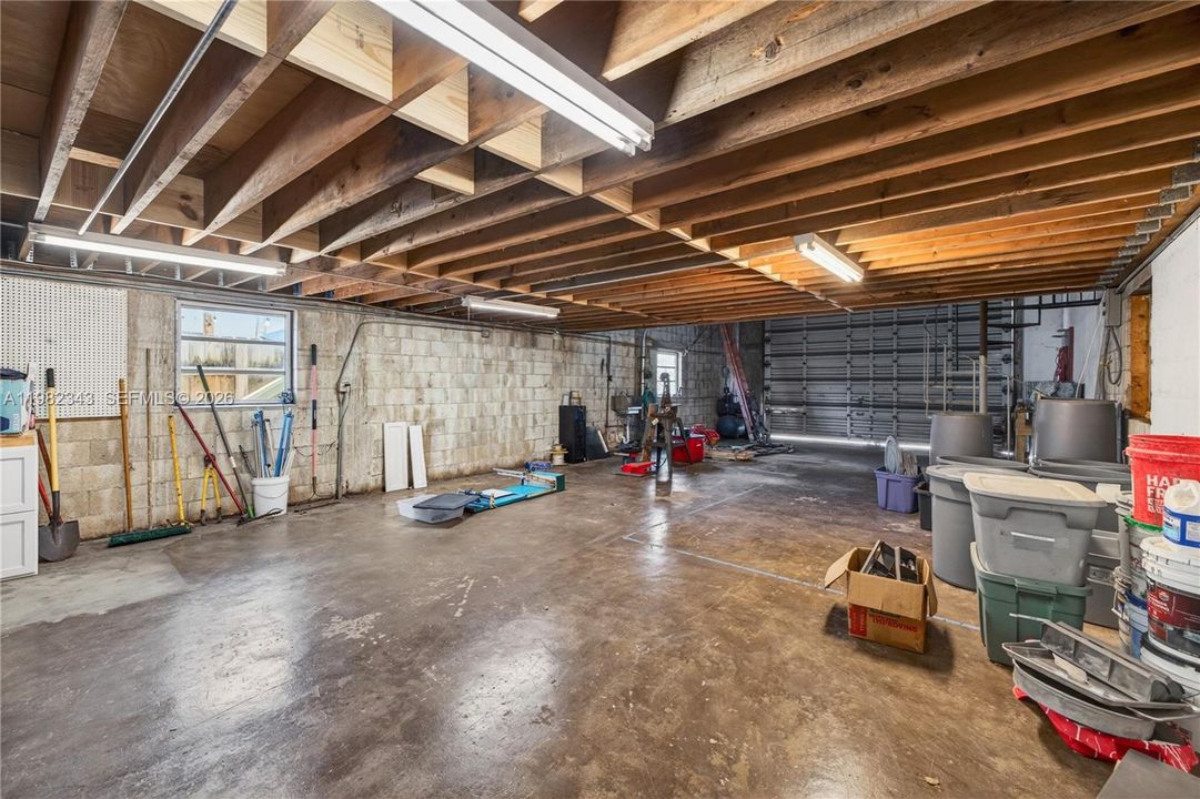 En Venta: $879,000 (0 camas, 0 baños, 1950 Pies cuadrados)