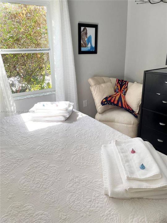 For Sale: $885,000 (0 beds, 0 baths, 1990 Square Feet)