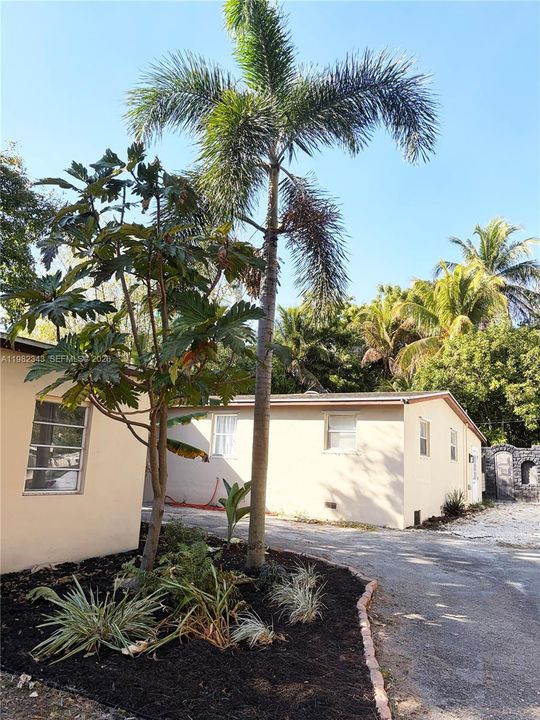 For Sale: $885,000 (0 beds, 0 baths, 1990 Square Feet)