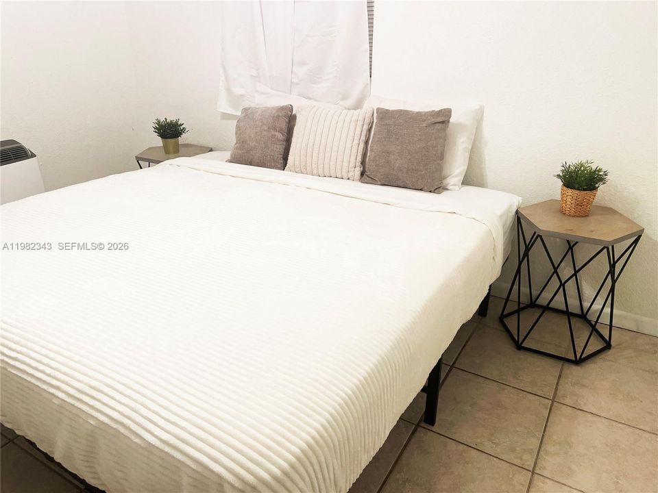 For Sale: $885,000 (0 beds, 0 baths, 1990 Square Feet)