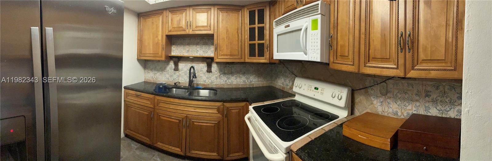 For Sale: $885,000 (0 beds, 0 baths, 1990 Square Feet)