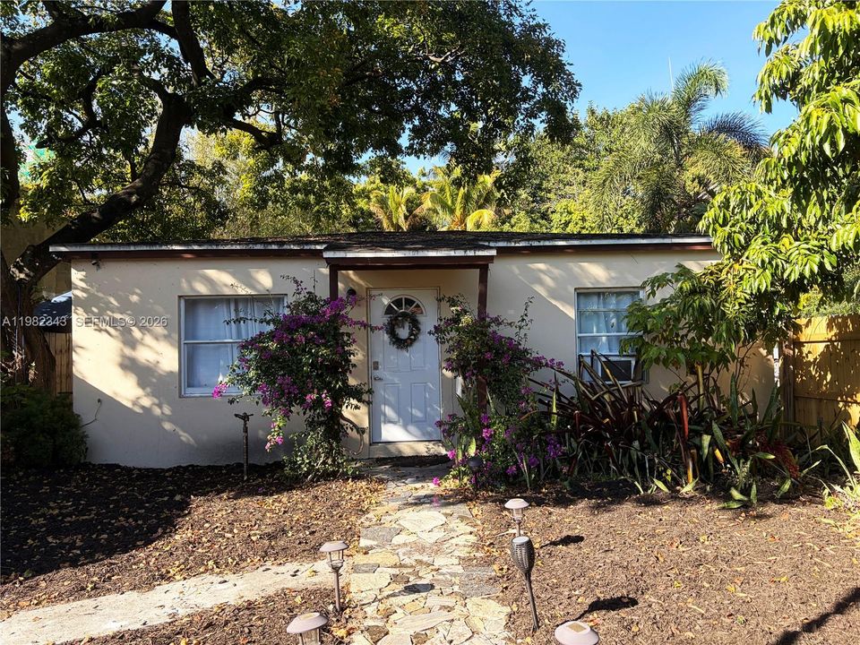 For Sale: $885,000 (0 beds, 0 baths, 1990 Square Feet)