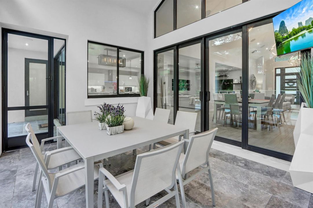 Screened Patio