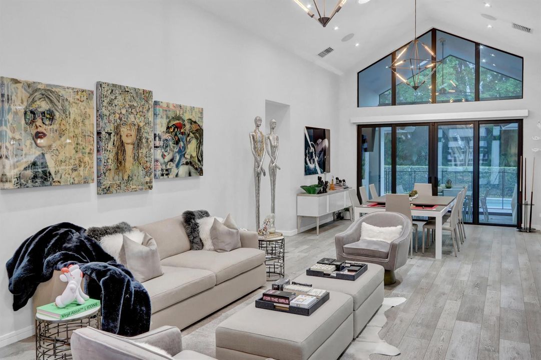 Living Room - 1