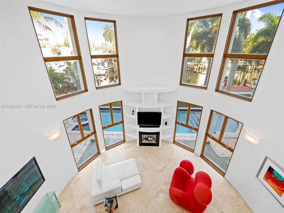 En Renta: $16,500 (5 camas, 4 baños, 4042 Pies cuadrados)