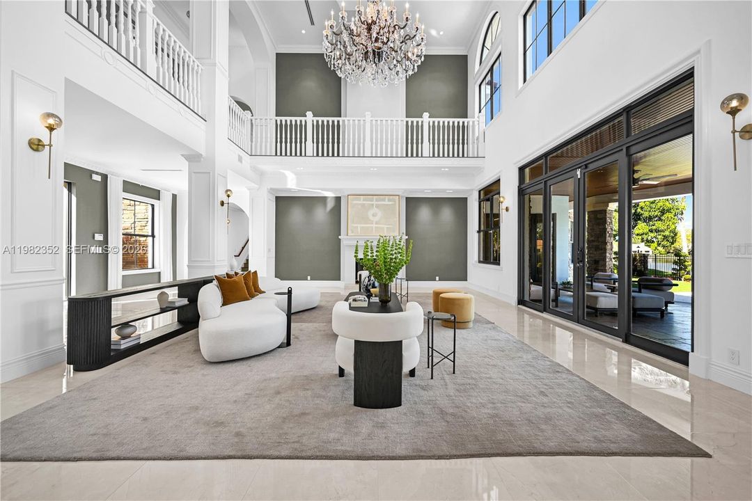 En Venta: $7,900,000 (5 camas, 6 baños, 7841 Pies cuadrados)