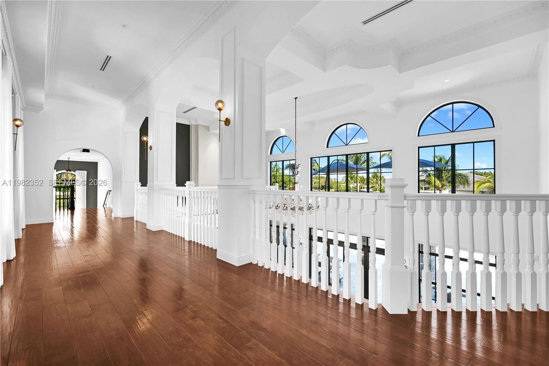 En Venta: $7,900,000 (5 camas, 6 baños, 7841 Pies cuadrados)