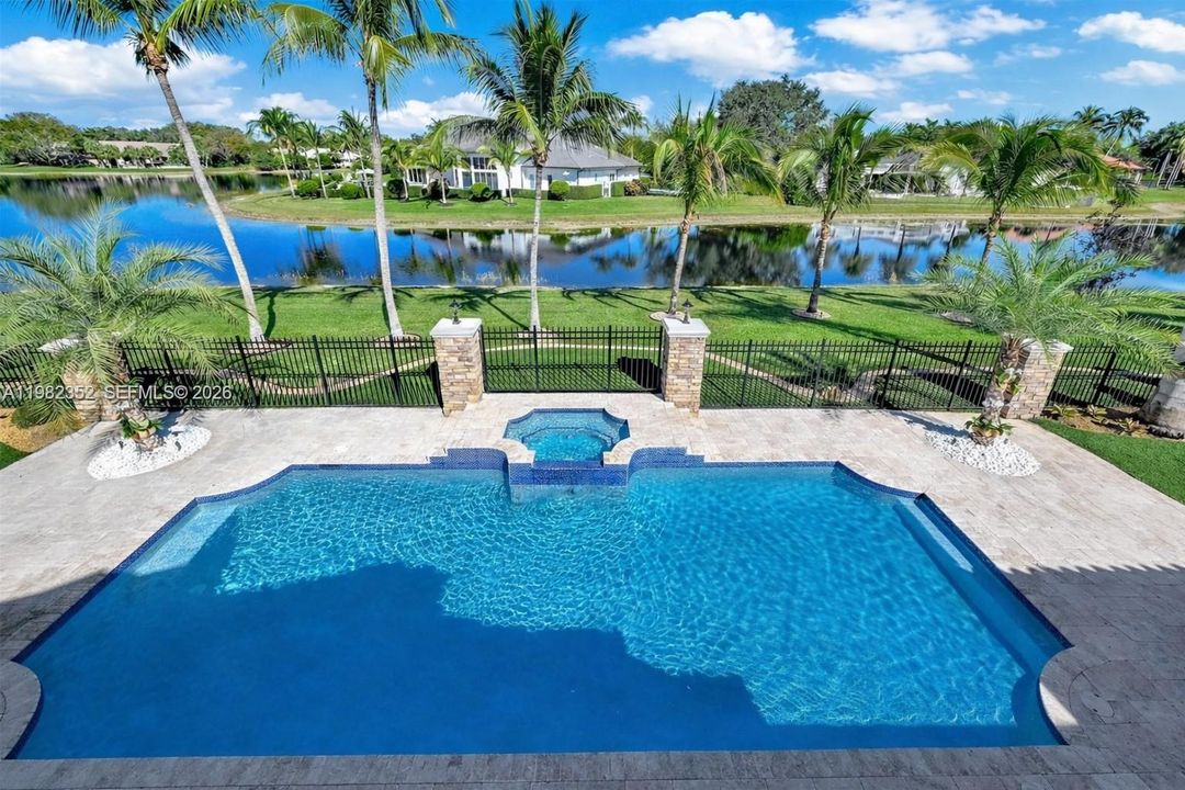 En Venta: $7,900,000 (5 camas, 6 baños, 7841 Pies cuadrados)