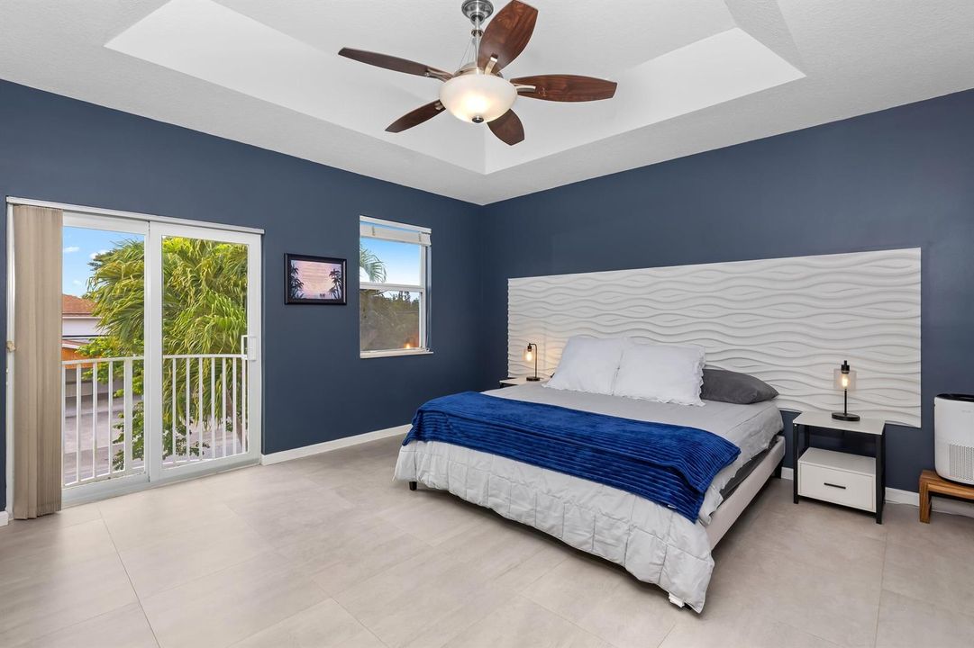 Master Bed 1