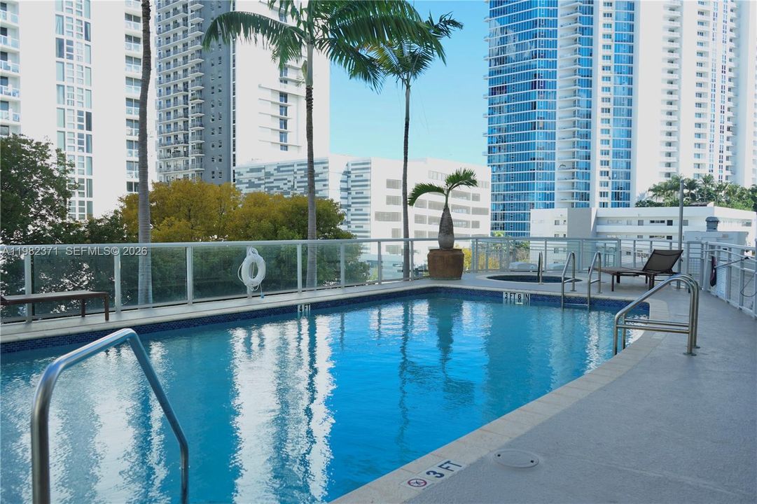 En Venta: $360,000 (1 camas, 1 baños, 773 Pies cuadrados)