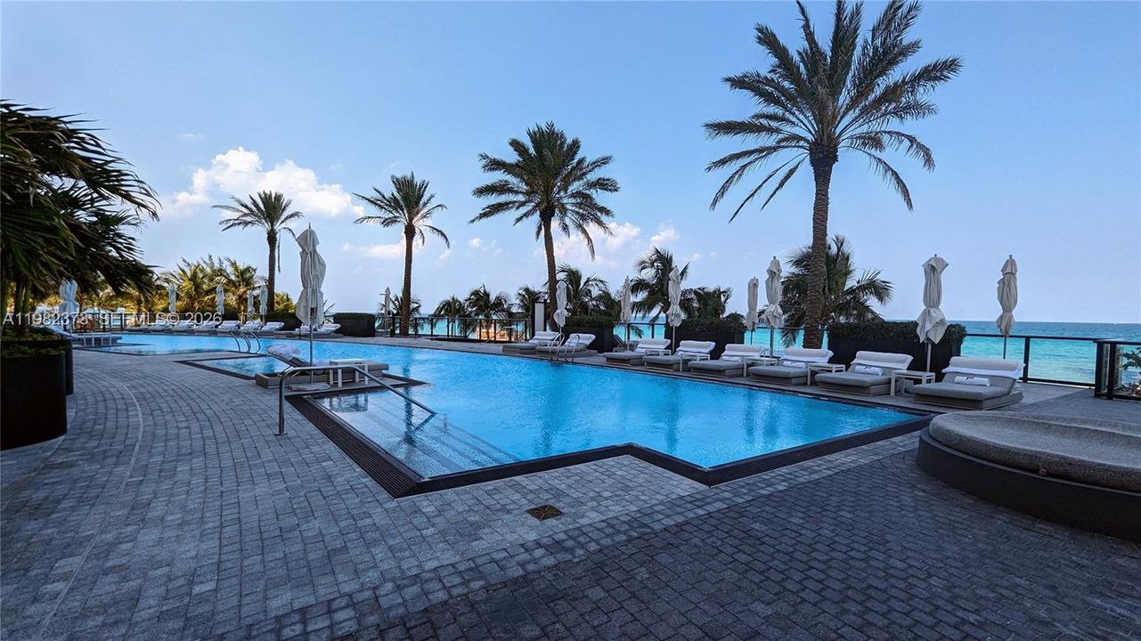 For Sale: $3,978,400 (4 beds, 4 baths, 3415 Square Feet)