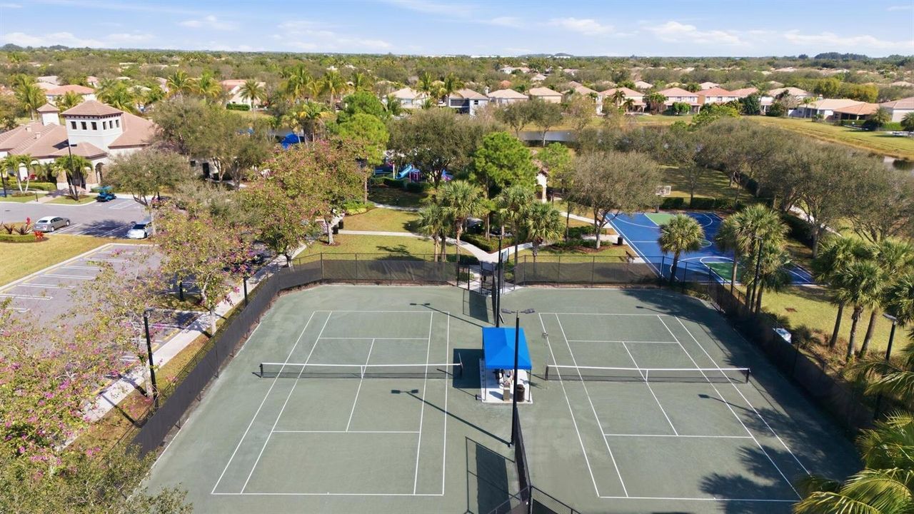 Tennis