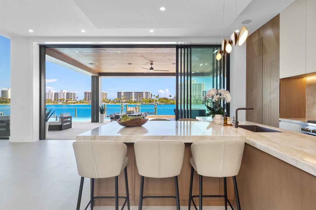 Kitchen 4