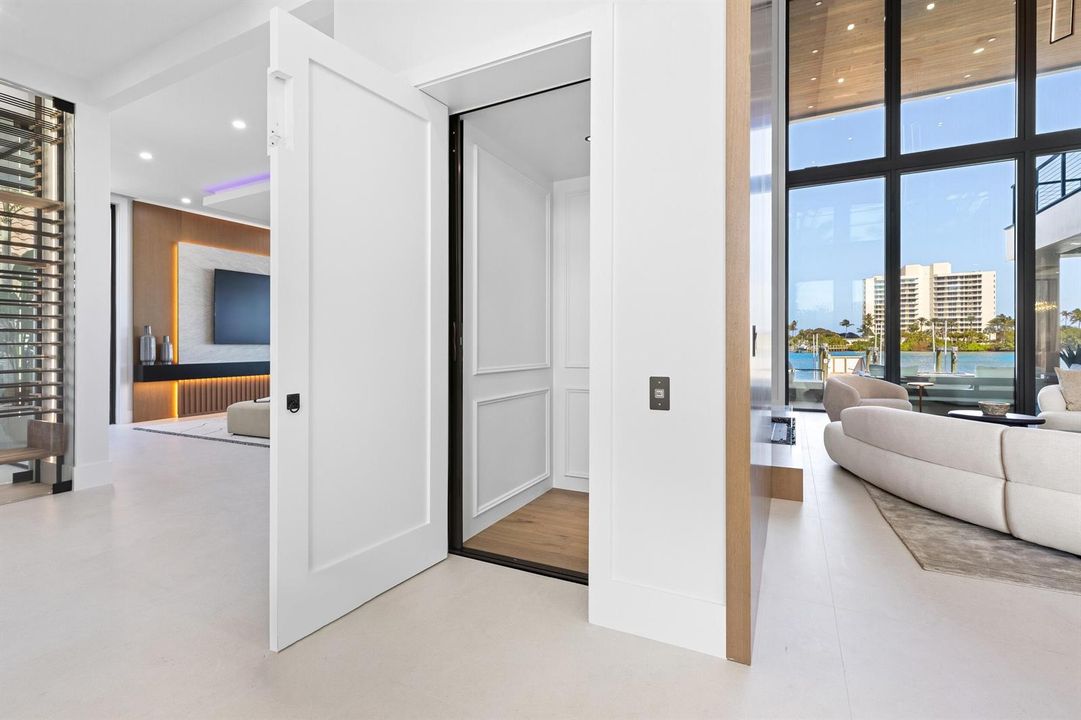 Elevator 1