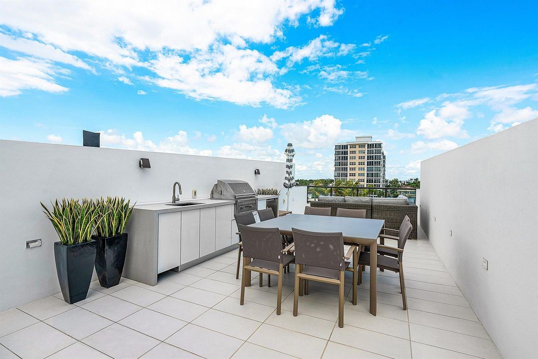 041-344VenetianDrive-101-DelrayBeach-FL-