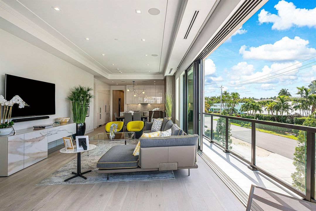 038-344VenetianDrive-101-DelrayBeach-FL-