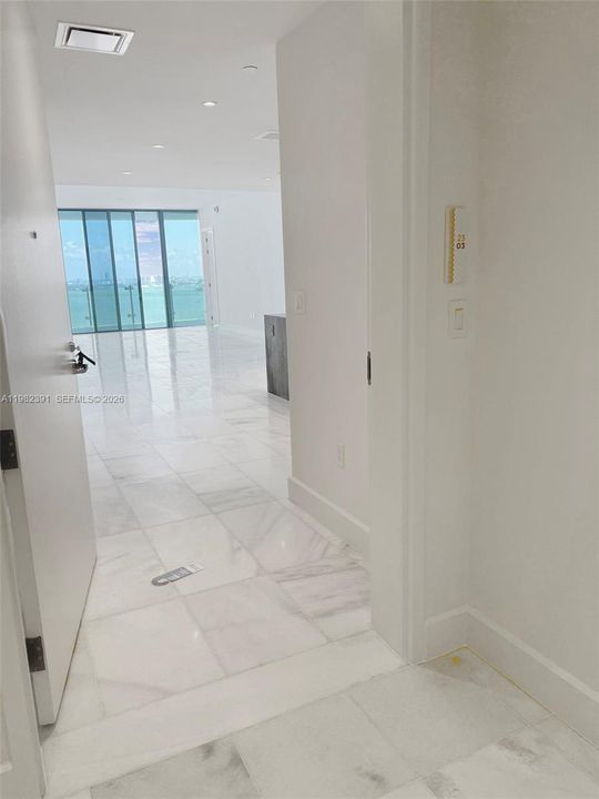 Recently Rented: $12,000 (2 beds, 2 baths, 1732 Square Feet)