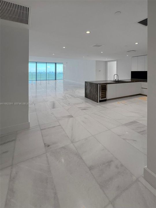 Recently Rented: $12,000 (2 beds, 2 baths, 1732 Square Feet)