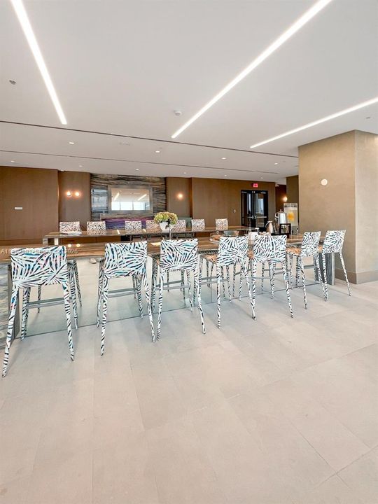 Recently Rented: $12,000 (2 beds, 2 baths, 1732 Square Feet)