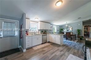 Recently Sold: $214,000 (3 beds, 2 baths, 1404 Square Feet)