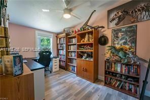 Recently Sold: $214,000 (3 beds, 2 baths, 1404 Square Feet)