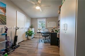 Recently Sold: $214,000 (3 beds, 2 baths, 1404 Square Feet)