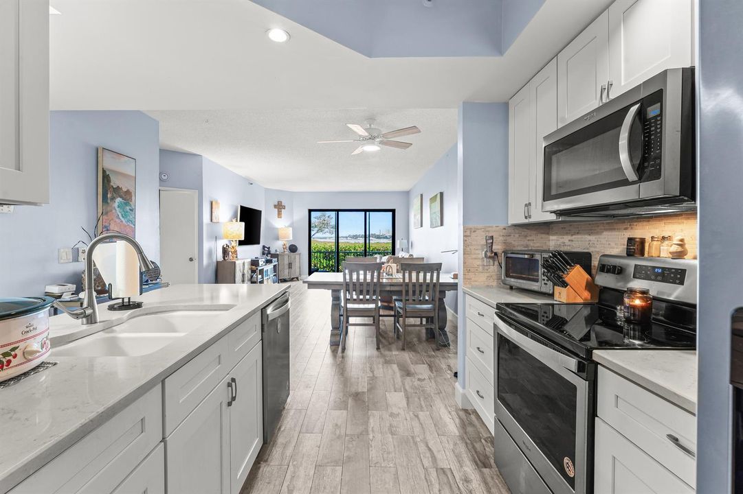 010-200WaterwayRoad-104-Tequesta-FL-3346