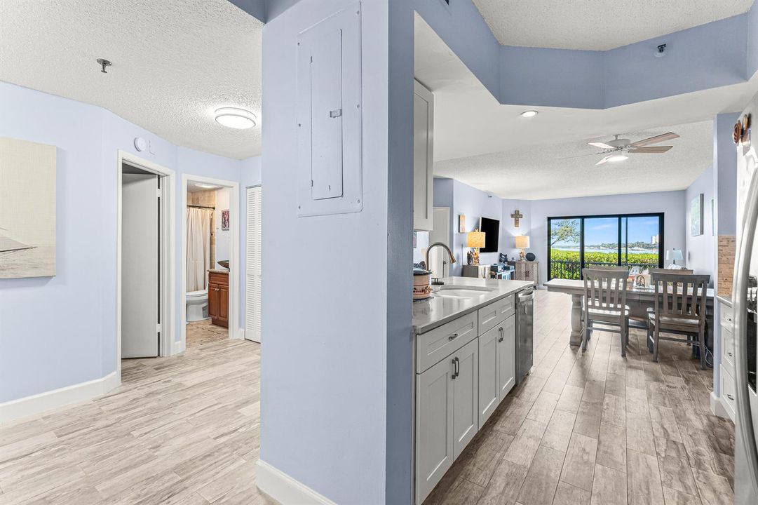 011-200WaterwayRoad-104-Tequesta-FL-3346