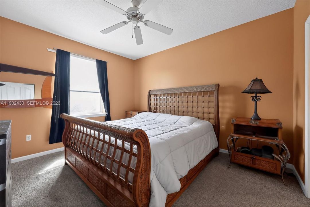 На продажу: $495,000 (3 спален, 2 ванн, 1741 Квадратных фут)