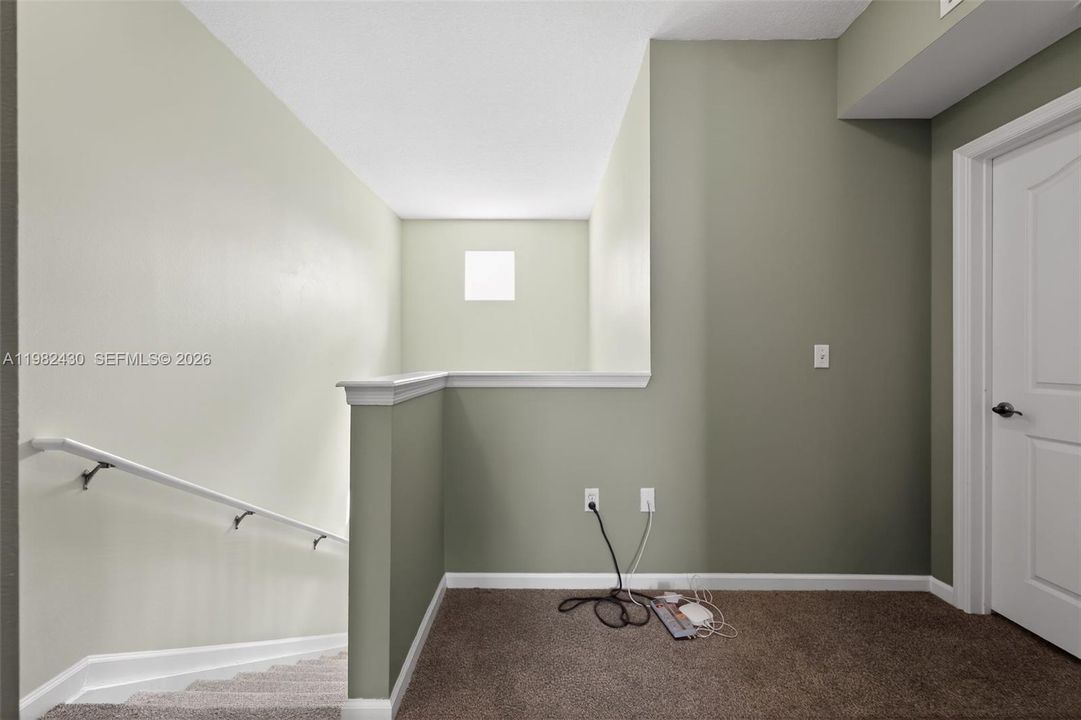 На продажу: $495,000 (3 спален, 2 ванн, 1741 Квадратных фут)