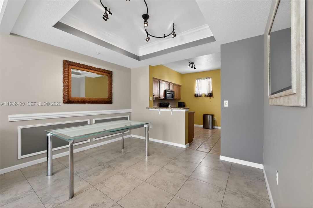 На продажу: $495,000 (3 спален, 2 ванн, 1741 Квадратных фут)