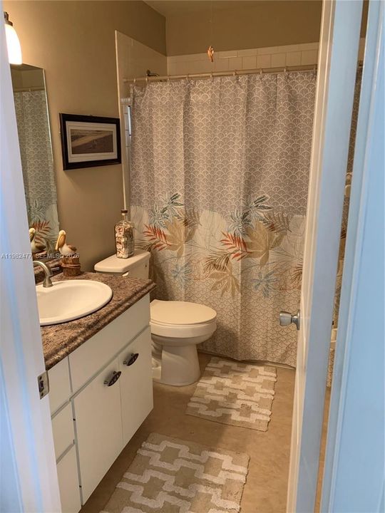 For Rent: $1,950 (2 beds, 2 baths, 1026 Square Feet)