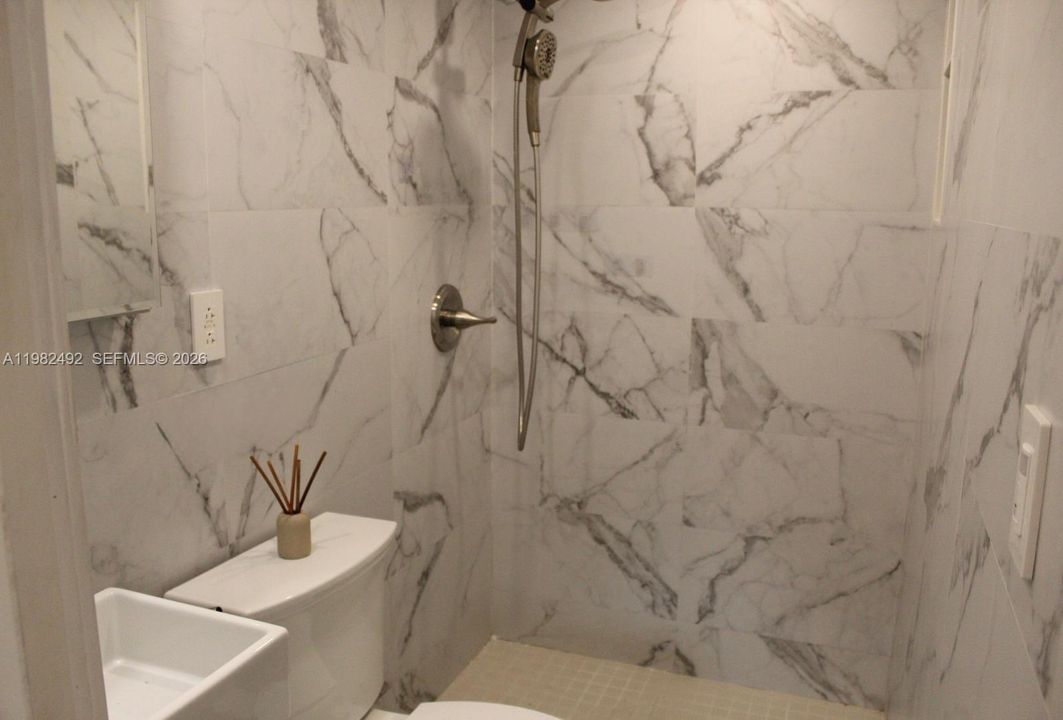 На продажу: $125,000 (3 спален, 2 ванн, 0 Квадратных фут)