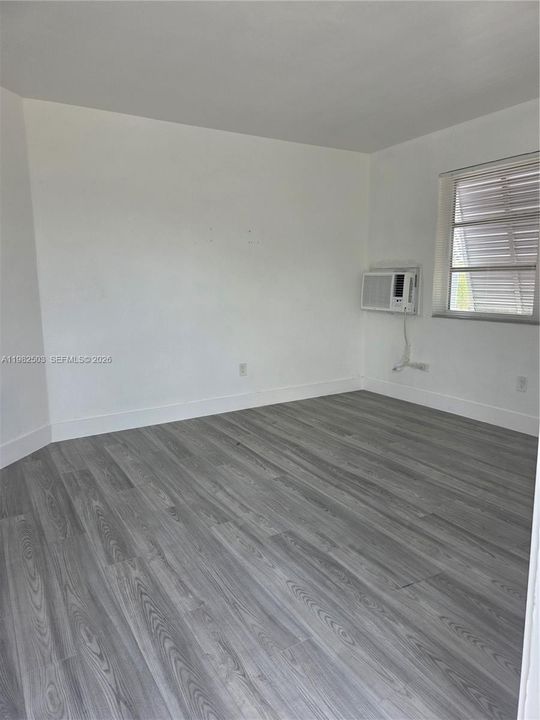 В аренду: $1,800 (1 спален, 1 ванн, 6189 Квадратных фут)