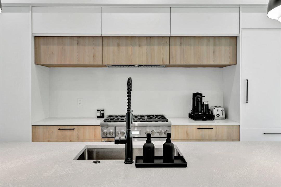 Gas Range