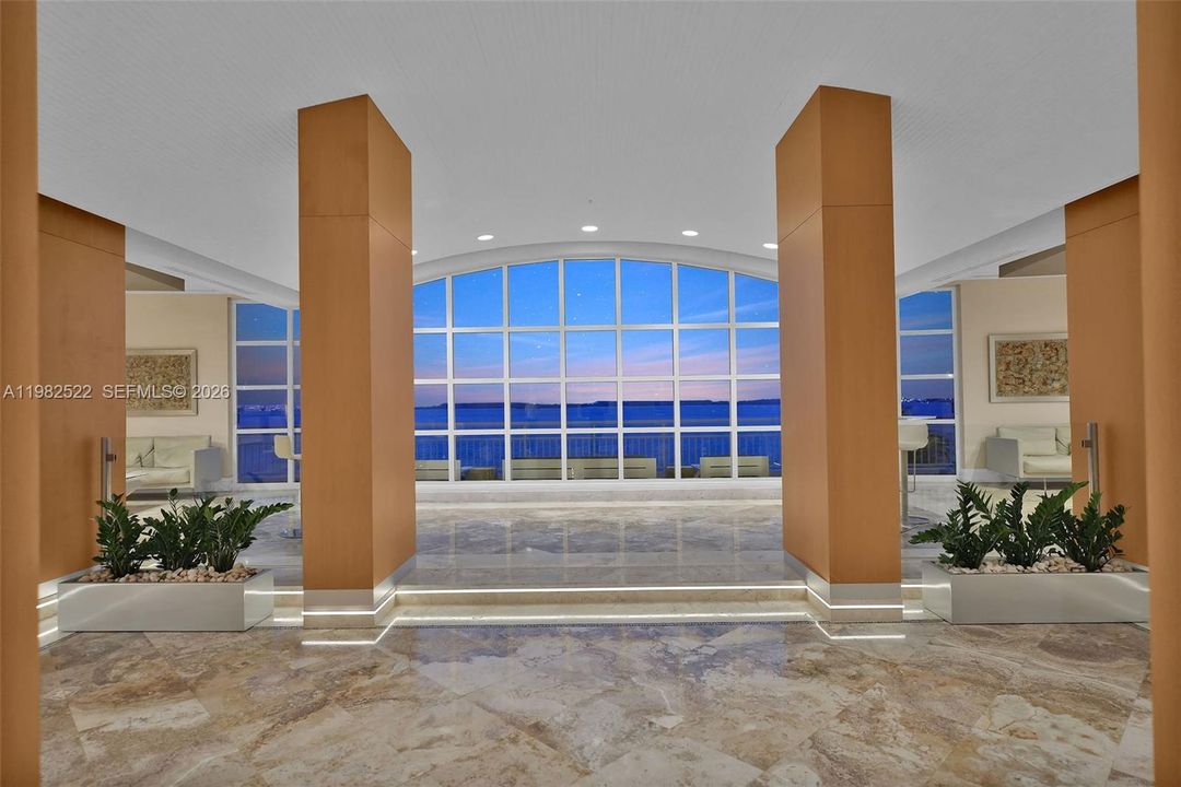 Active With Contract: $1,975,000 (2 beds, 2 baths, 1709 Square Feet)