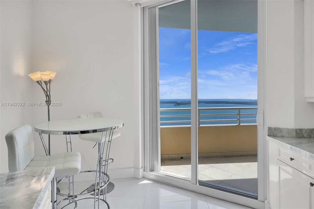 Active With Contract: $1,975,000 (2 beds, 2 baths, 1709 Square Feet)